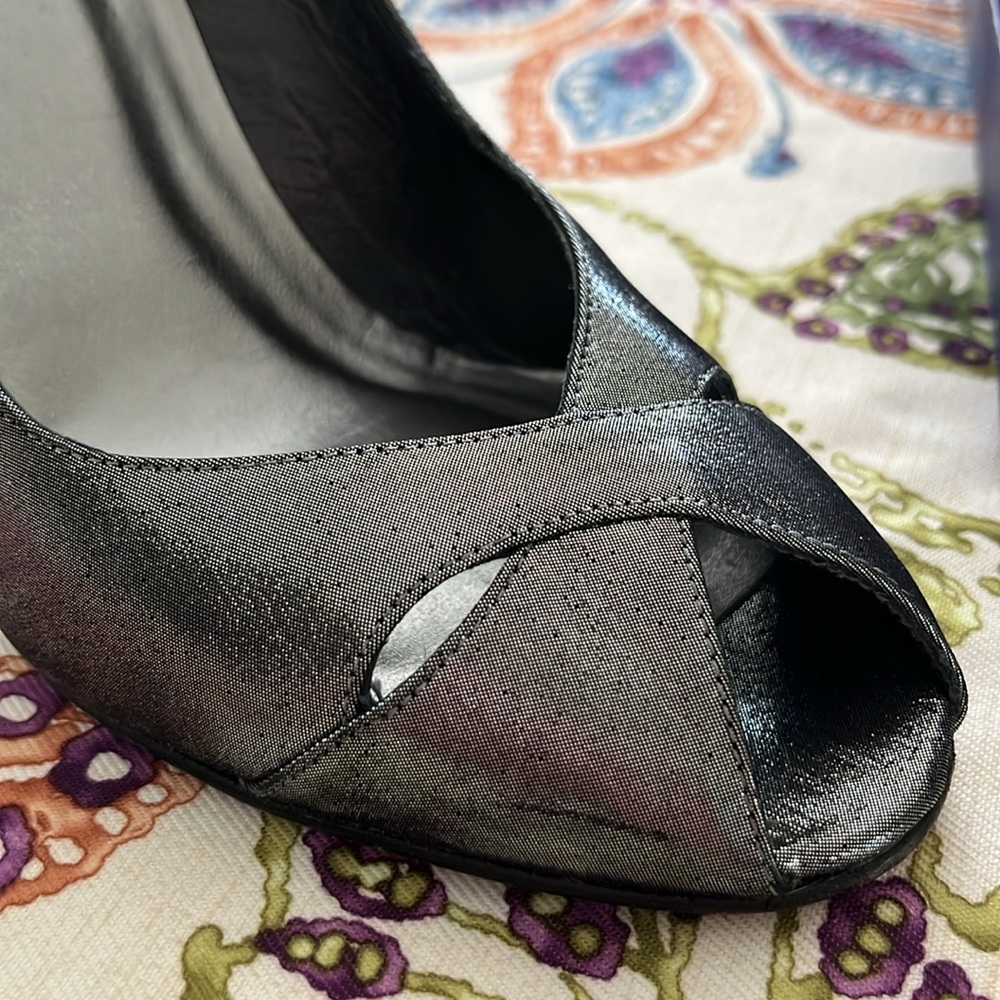 Stuart Weitzman Sashay In Pewter Size 9m - image 7